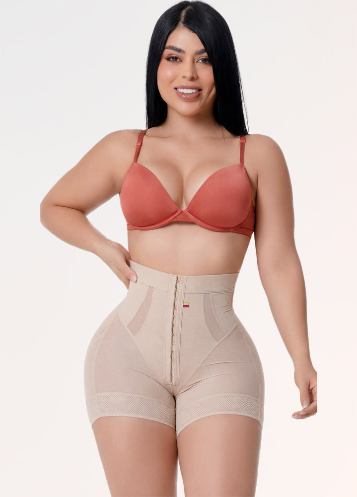 Short TC01C5 Salome Elite: Levantacola con transparencias